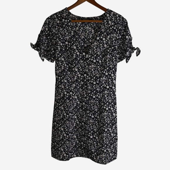 Modcloth Mini Dress Just Gotta Have It Black Floral - Picture 5 of 13